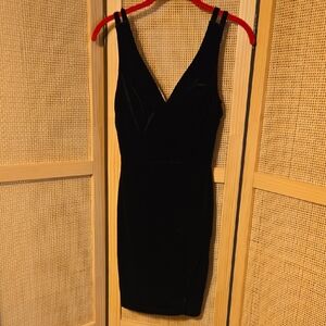 City Vibe Elegant Black Sleeveless Dress Velvet Lined Size 0 Wedding Party